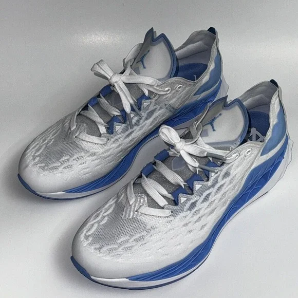 Jordan Zoom Trunner Ultimate UNC Tarheels White North Carolina Blue Men's 13 - Picture 1 of 8